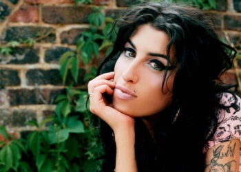 Ella Eyre – Together