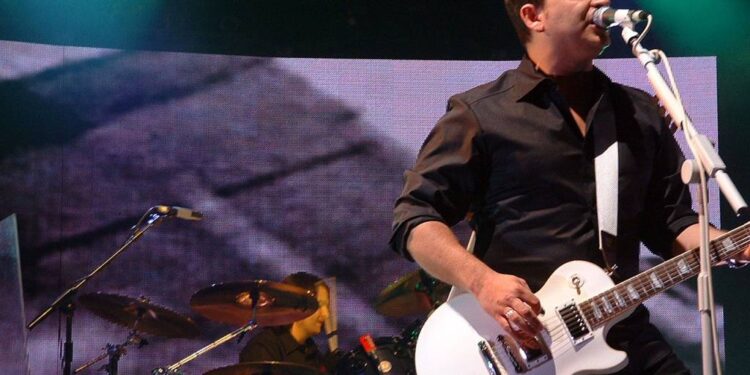 Mumford And Sons – Snake Eyes