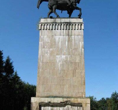O nouă licitaţie pentru statuia ecvestră a lui Ştefan