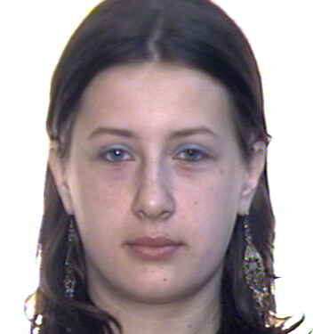 Fugită de-acasă şi căutată de Poliţie