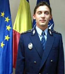 Bannere electorale tăiate