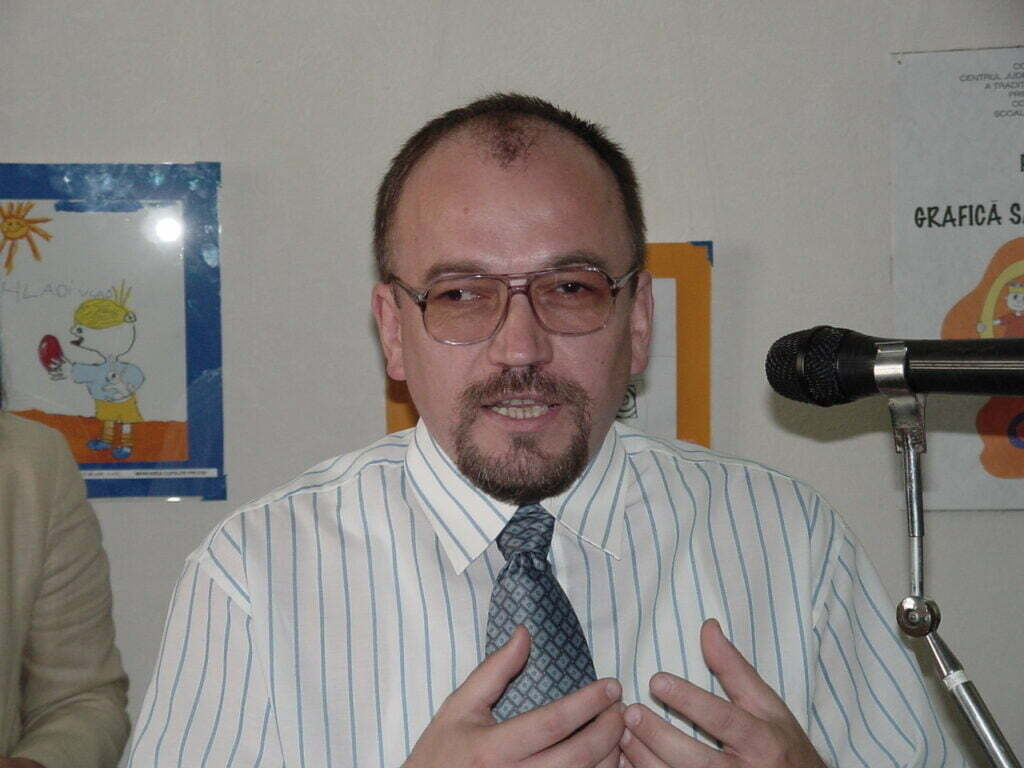 Vasile Demciuc: Universitatea suceveană NU se va desfiinţa!