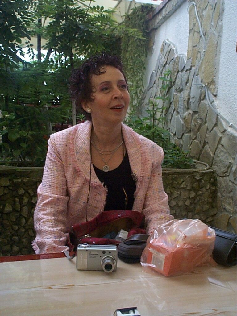 Scriitoarea şi publicista Angela Furtună a intrat în greva foamei