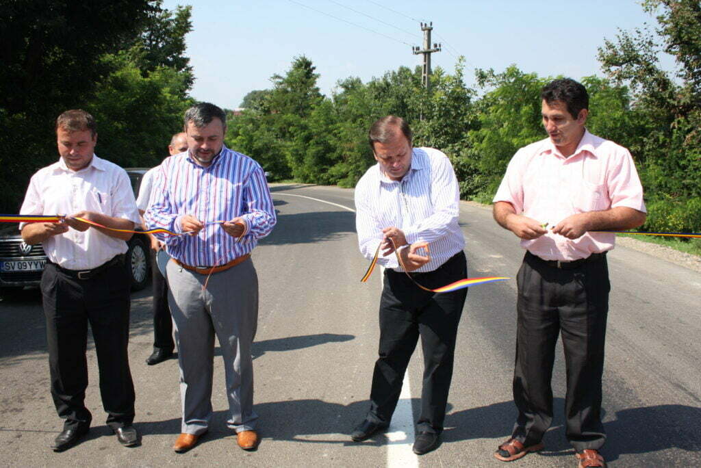 A fost inaugurat primul drum modernizat prin POR