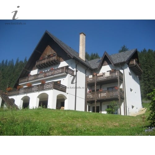 „Vacanţe la ţară”, un program apreciat doar de pensiunile modeste