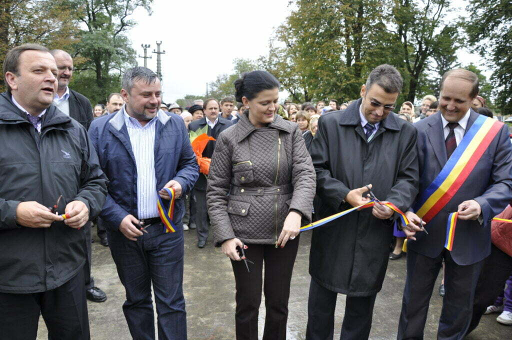 Pe 5 octombrie încep lucrările de refacere a căii ferate de la Dorneşti