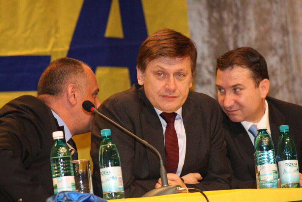 Teoria ca teoria, dar practica „omoară” partidul