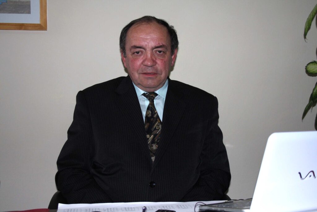 La Spitalul Fălticeni se aruncă banii pe fereastră