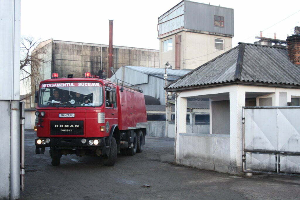 Incendiu la o fabrică de alcool