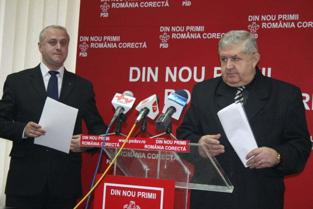 Bani de la PSD Suceava, pentru hainele preşedintelui Băsescu