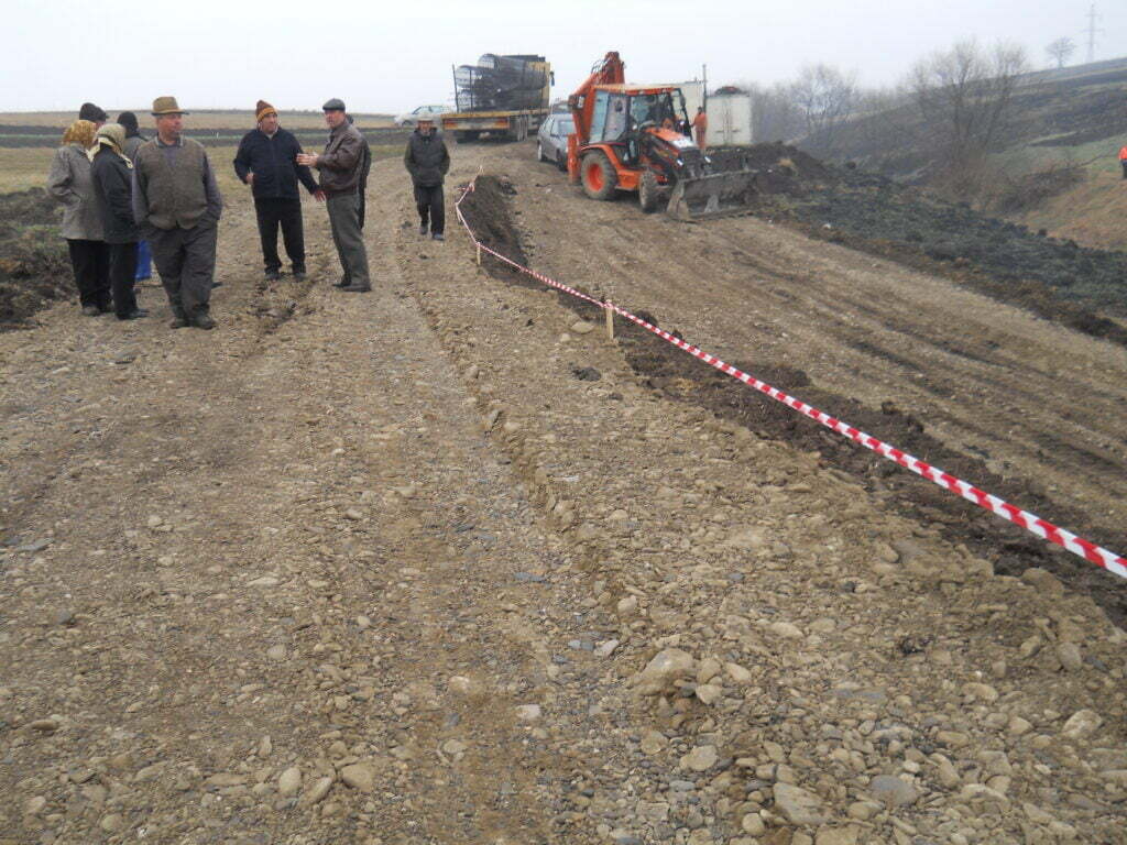 Negocieri pe ogor, între Grup Colas şi săteni din Sfîntu Ilie
