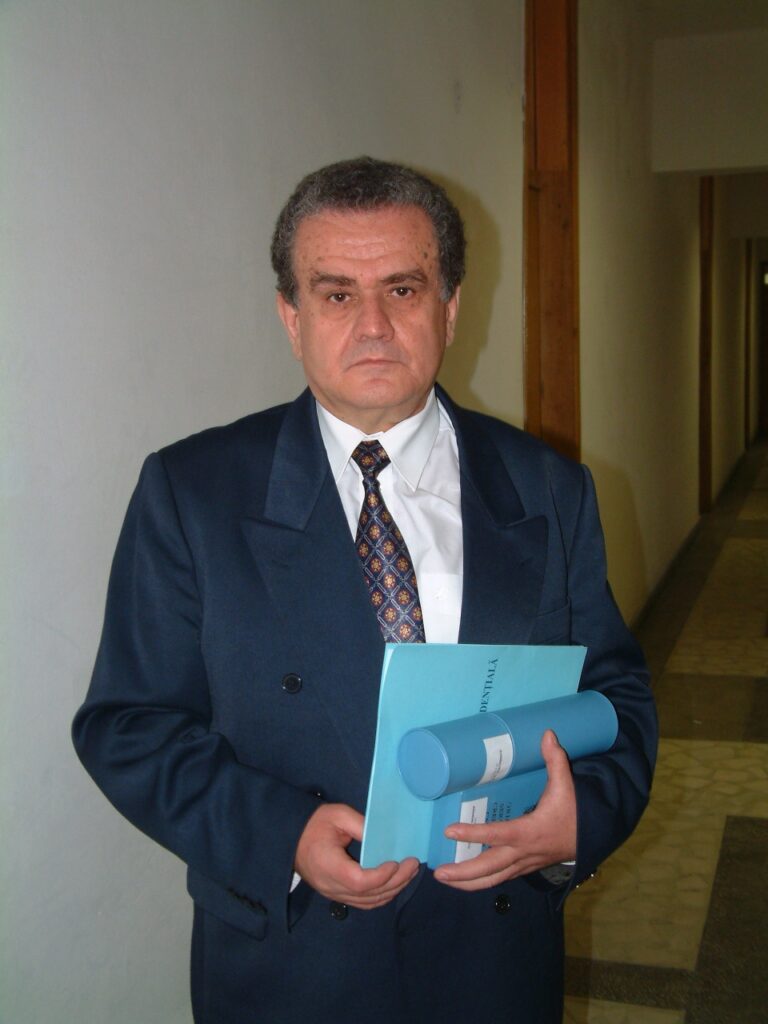 Universitarul Emanuel Diaconescu a încetat din viaţă