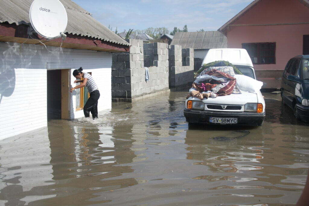 Locuinţă nouă, pentru două familii din zona inundată a cartierului Iţcani