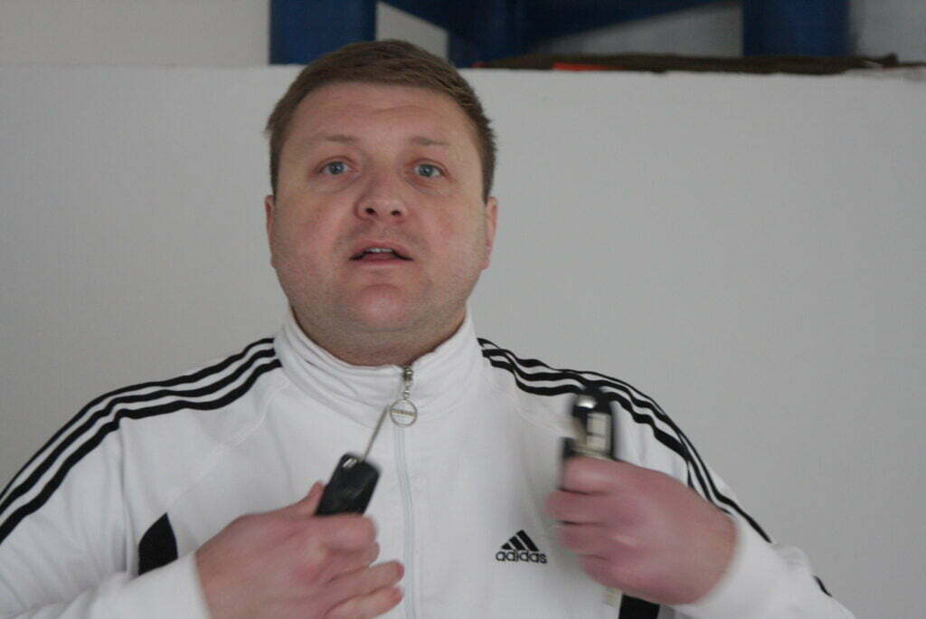 Primăria Păltinoasa s-a mutat într-o sală de sport