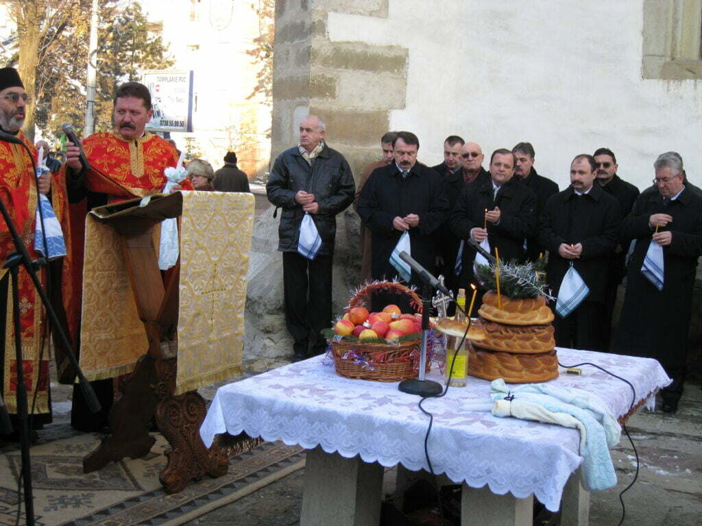 Ceremonial militar şi religios în memoria eroilor Revoluţiei