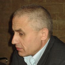 Prorectorul Burciu vrea să fie rector
