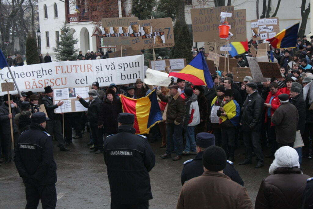 Nemulţumiţi din tot judeţul, pe străzile Sucevei
