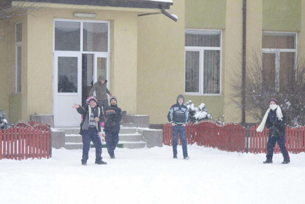 30 de şcoli sucevene, închise