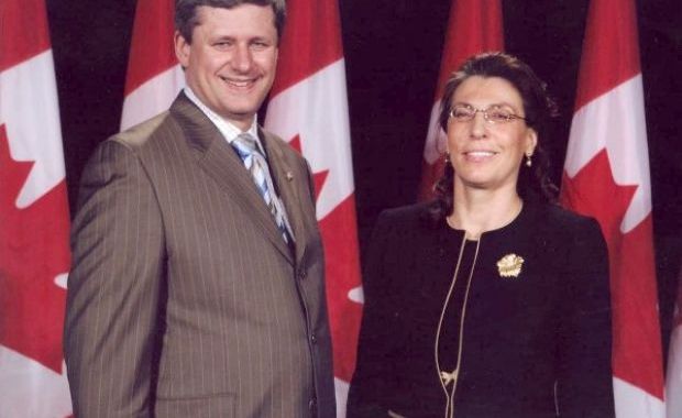 Suceveanca Elena Ştefoi şi-a pierdut postul de ambasador în Canada