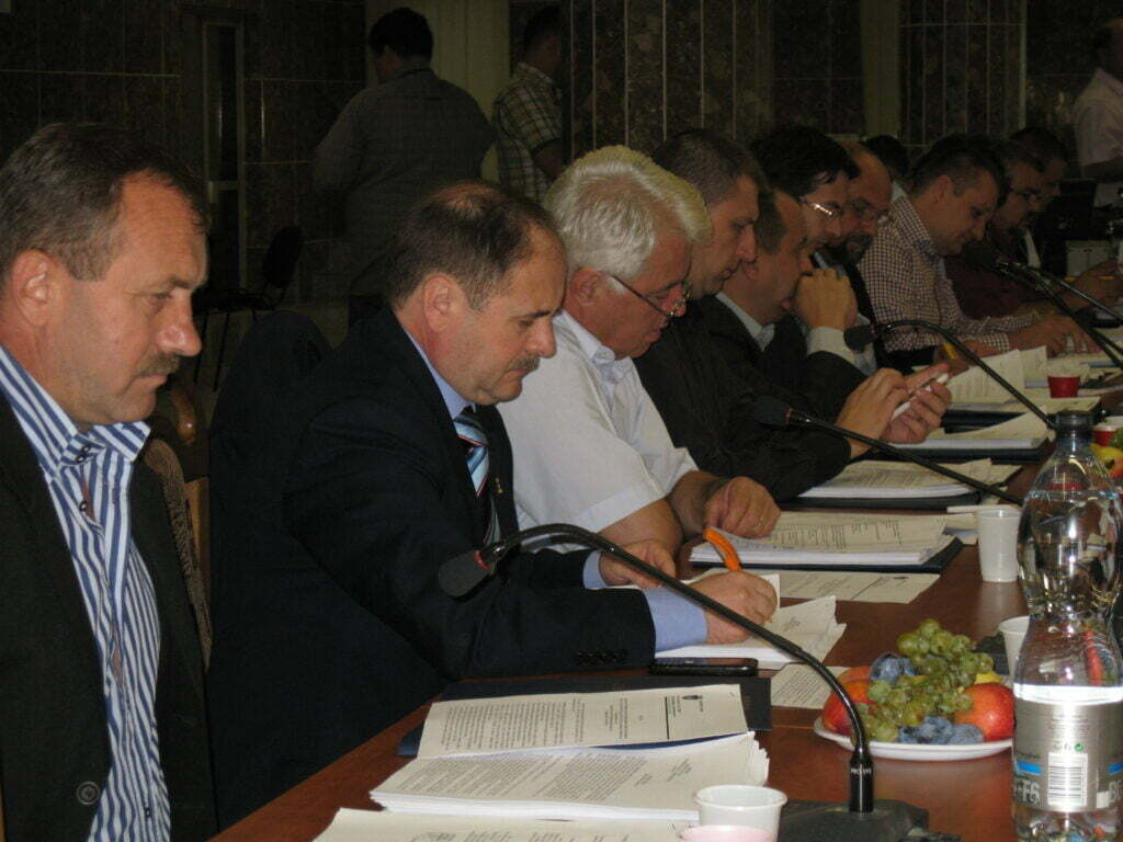 Consilieri cu scaun de-acasă