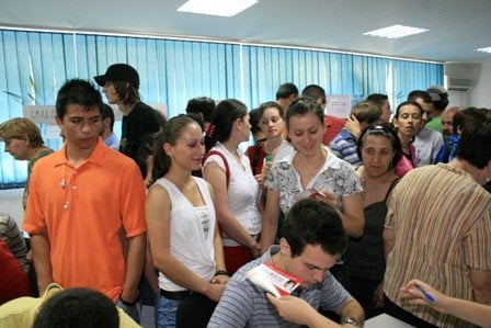 Puţine angajări la Bursa Locurilor de Muncă pentru Absolvenţi