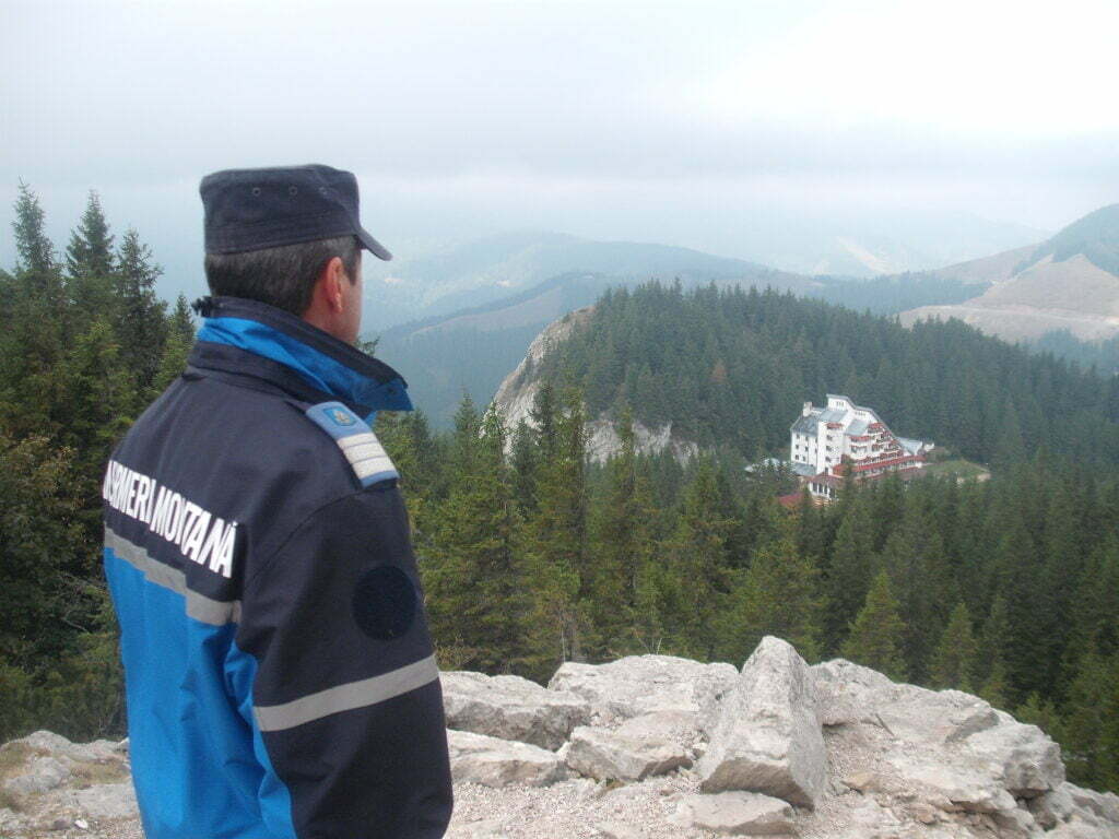Elevi din Liteni, rătăciţi pe Rarău