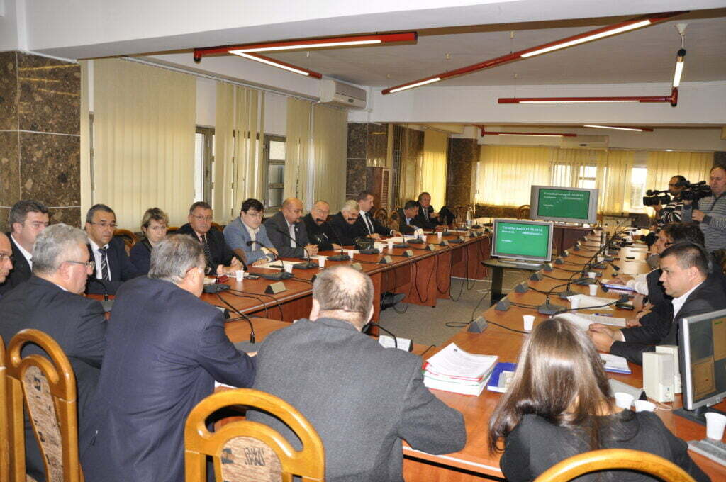 Gigacaloria s-a scumpit, dar nu se ştie cînd se va da căldură
