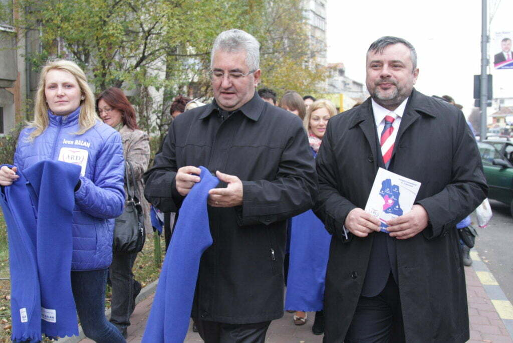 PDL nu-l lasă pe primarul Lungu „să zburde”