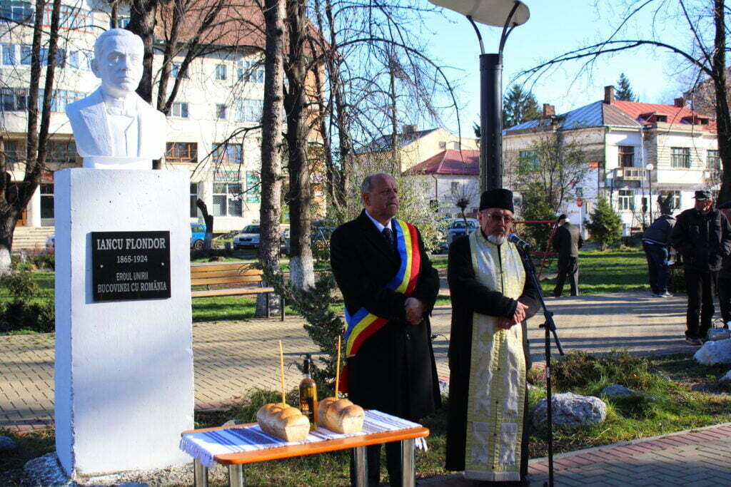 Aurel Olărean, văruitorul de bibelouri