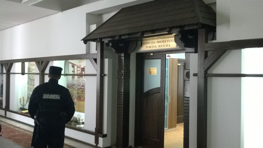 DNA la Prefectura Suceava și la Primăria Brodina