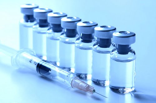La Suceava, elevii continuă administrarea vaccinului diftero-tetanic