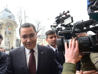 Premier doar pentru o parte a presei