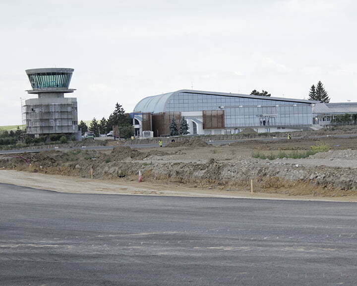 Aeroportul – un proiect cu final amînat/aşteptat