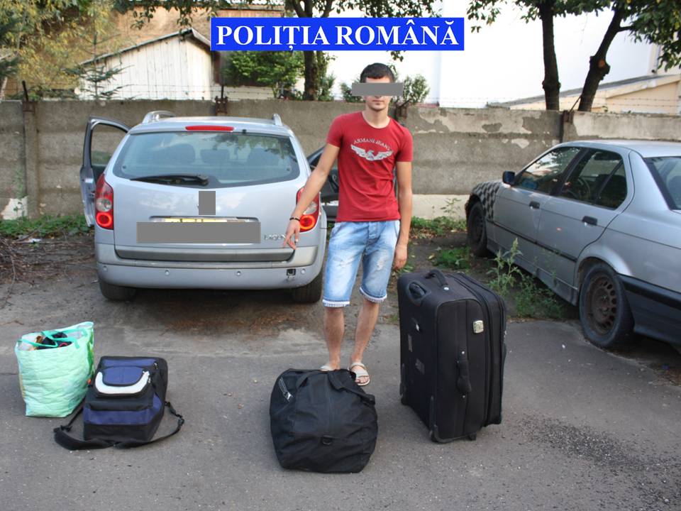 Prinşi cu ţigări de contrabandă