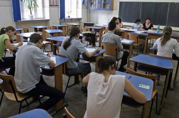 Nici usturoi n-au mîncat, nici gura nu le miroase