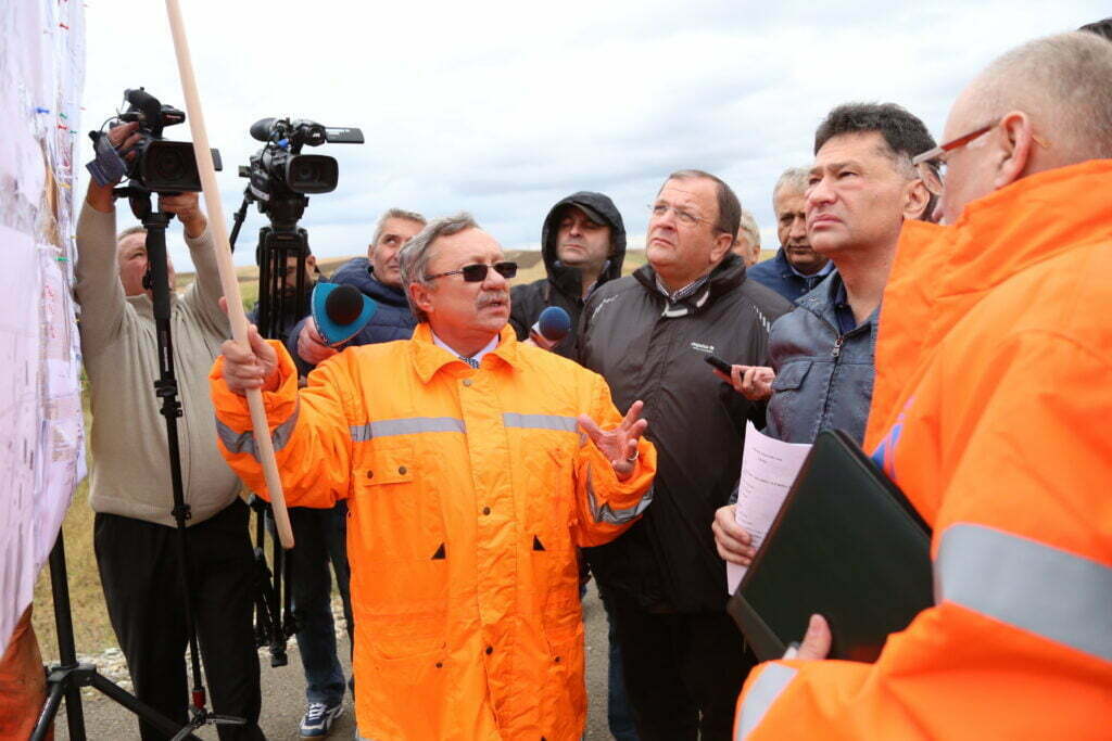 Ministrul transporturilor a ajuns pe centura Sucevei