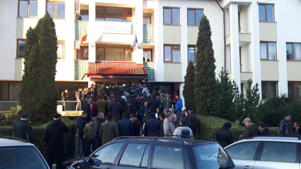 Coadă la APM, pentru programul „Casa verde”
