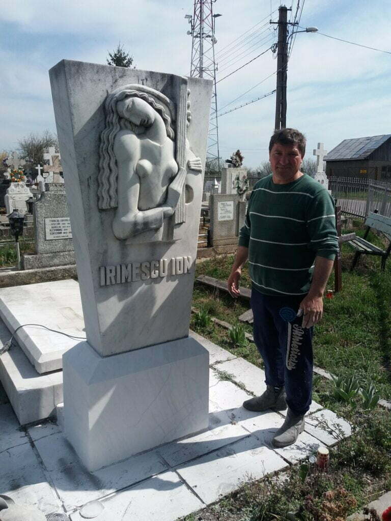 Monumentul funerar al maestrului Irimescu, vandalizat de un „om de bine”