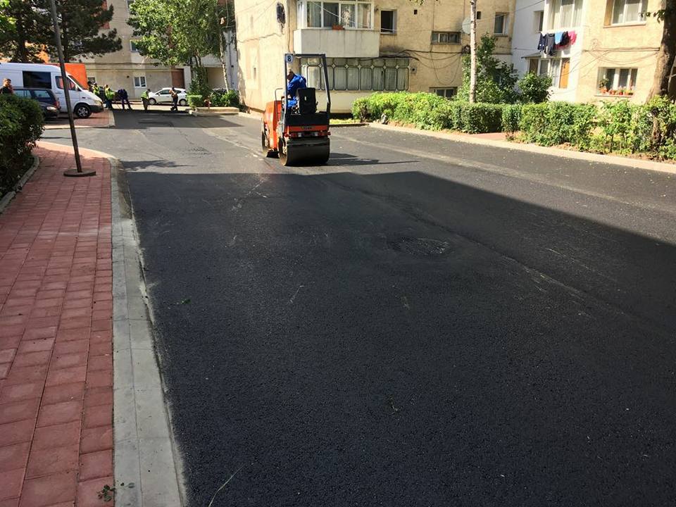 Parcarea de pe Bistriţei, refăcută