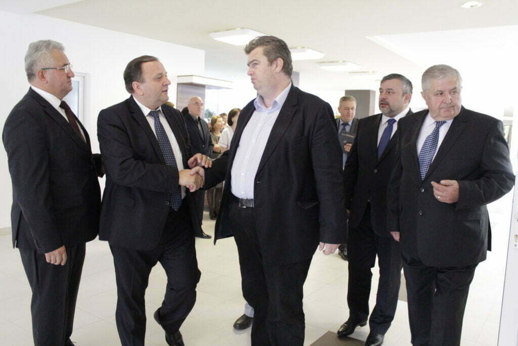 Şi cu groapa de gunoi de la Moara cum rămîne?