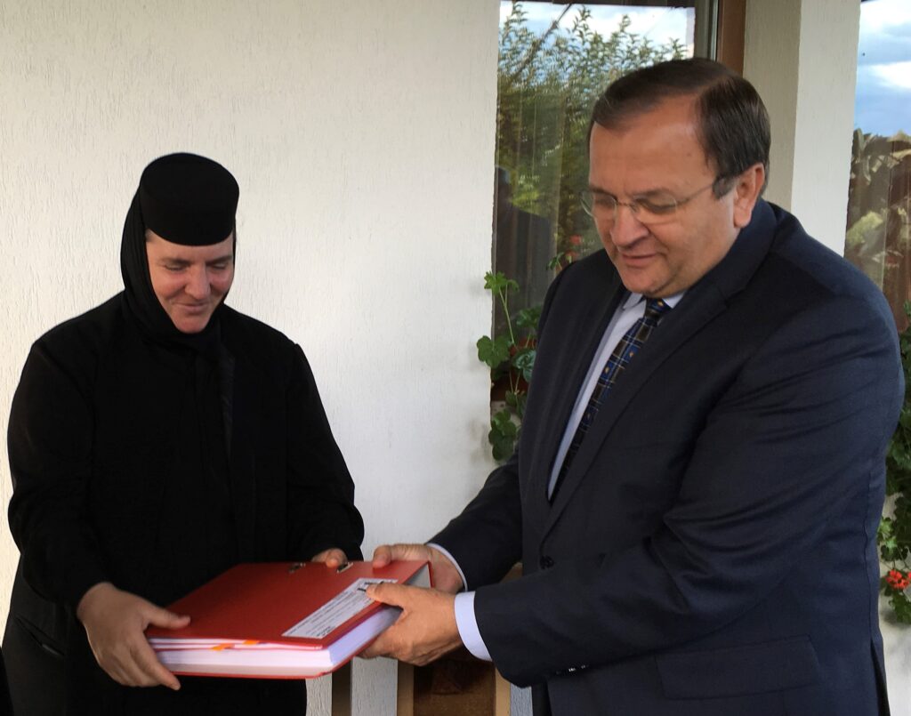 Mănăstirea Probota, contract de finanţare de 5 milioane de euro