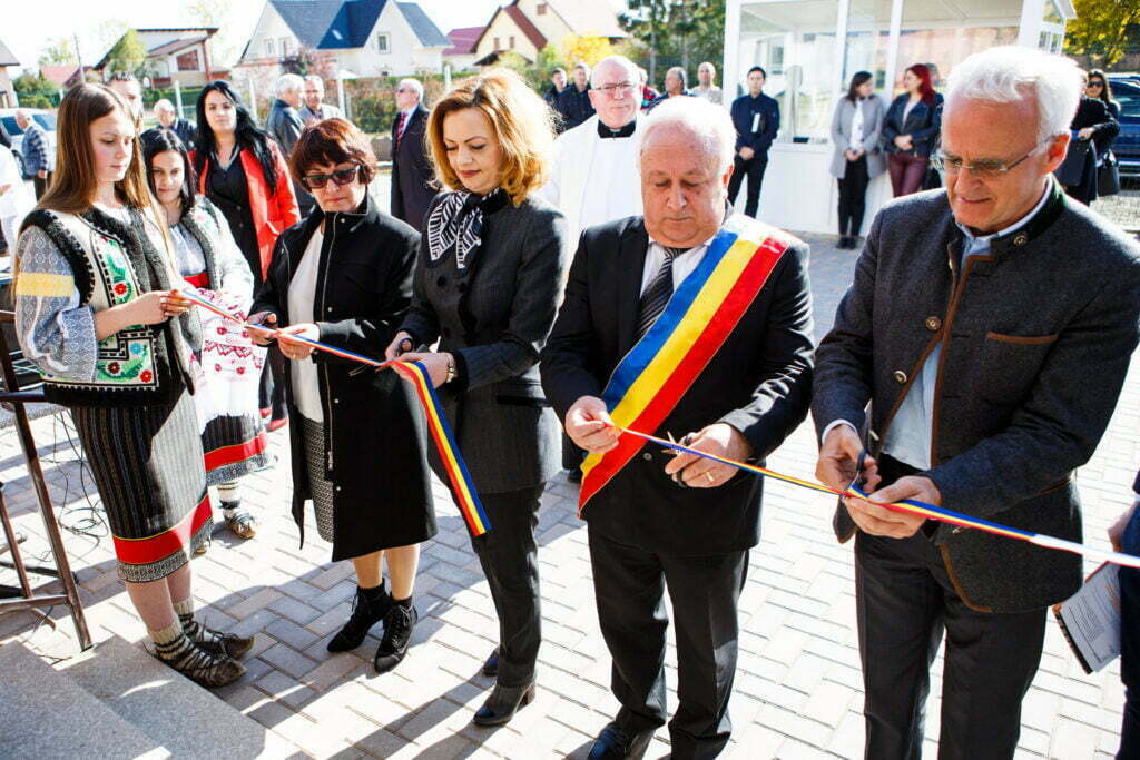 Cămin de bătrîni nou, la Rădăuţi