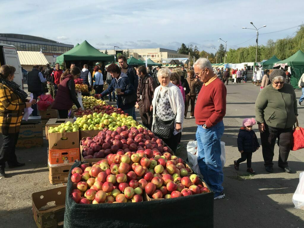 Mere şi muzică de fanfară, la Fălticeni