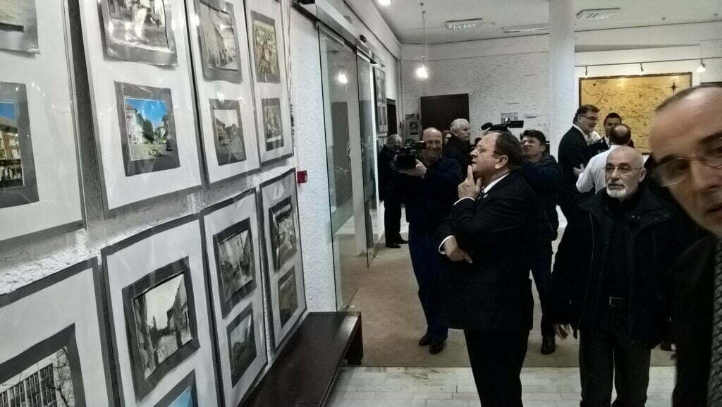 Expoziţie de fotografie cu Suceava veche