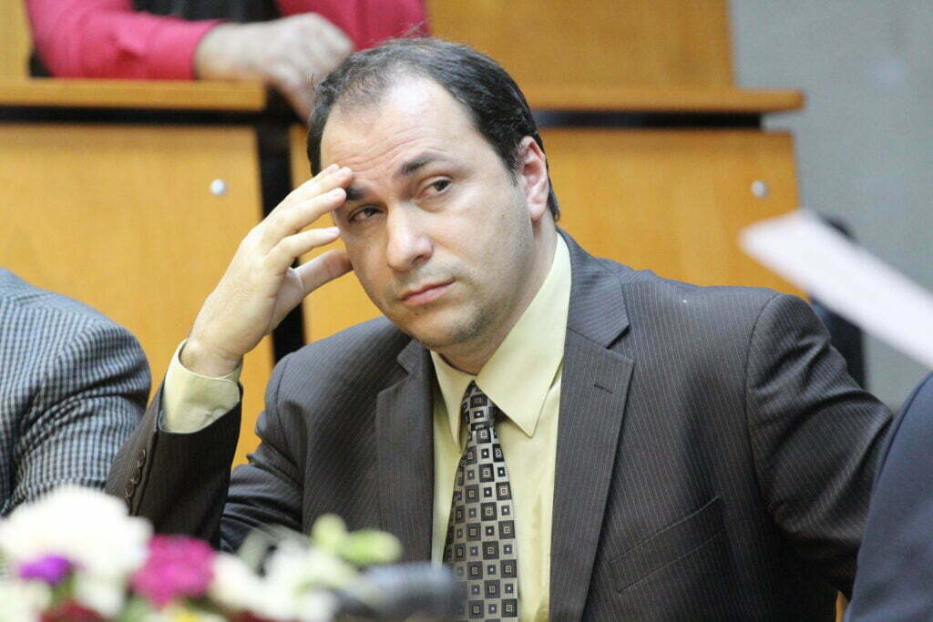 Dimian în locul lui Popa