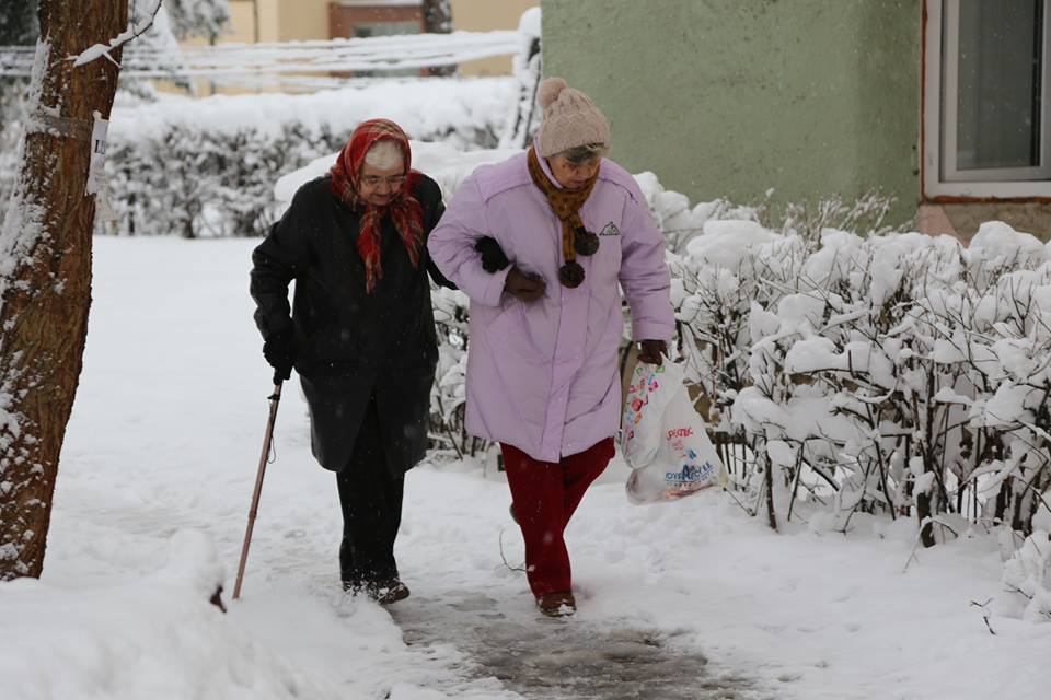 Ninsori abundente pentru 24 de ore