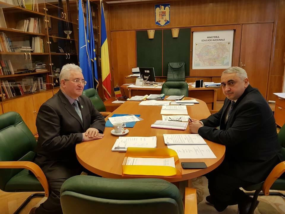 Primarul Sucevei şi ministrul Educaţiei, discuţii despre finalizarea grădiniţei Colegiului „Eminescu”