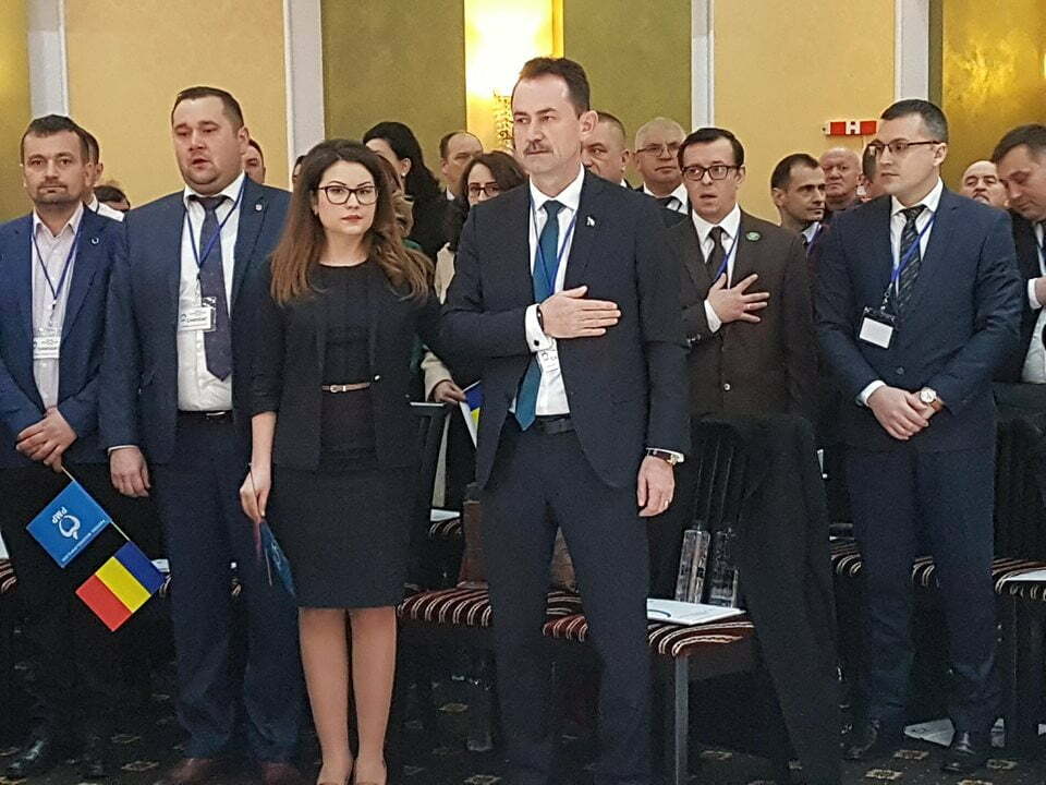 Viceprimarul Andronache a renunţat la două funcţii politice