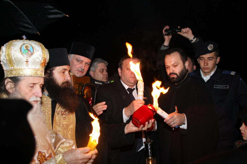 Lumina Sfîntă şi Gheorghe Flutur