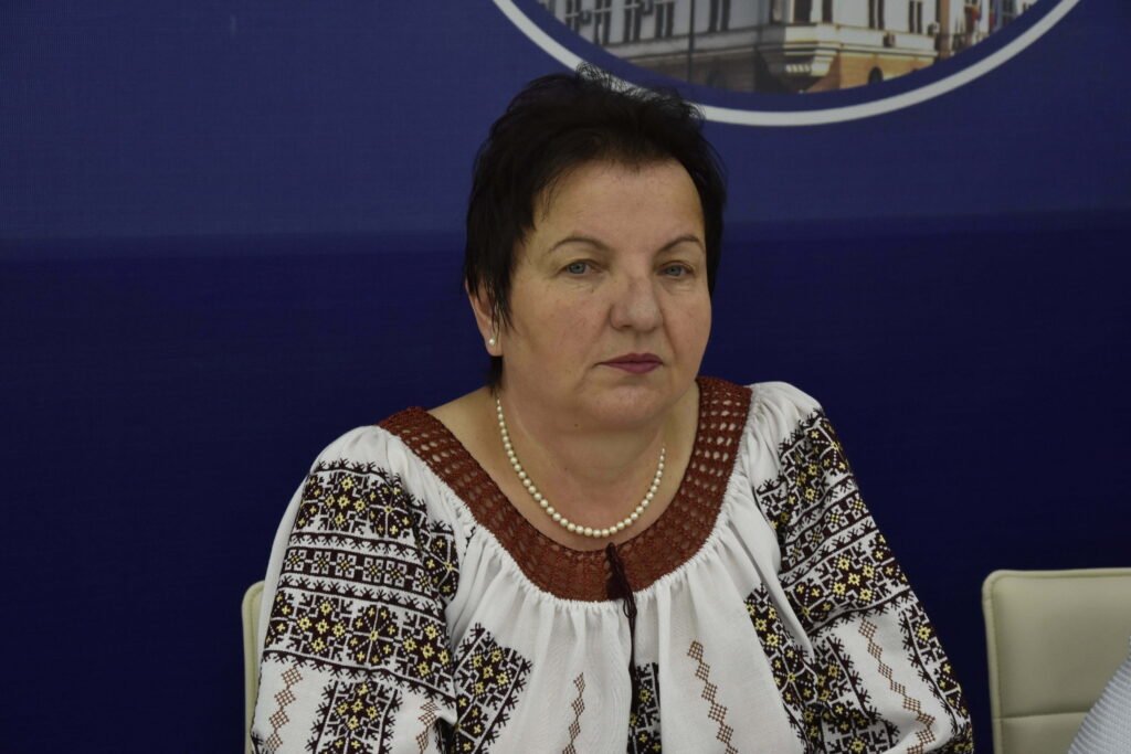 Subprefectul Boliacu, onorată să participe la evenimentul de la Ateneul Român